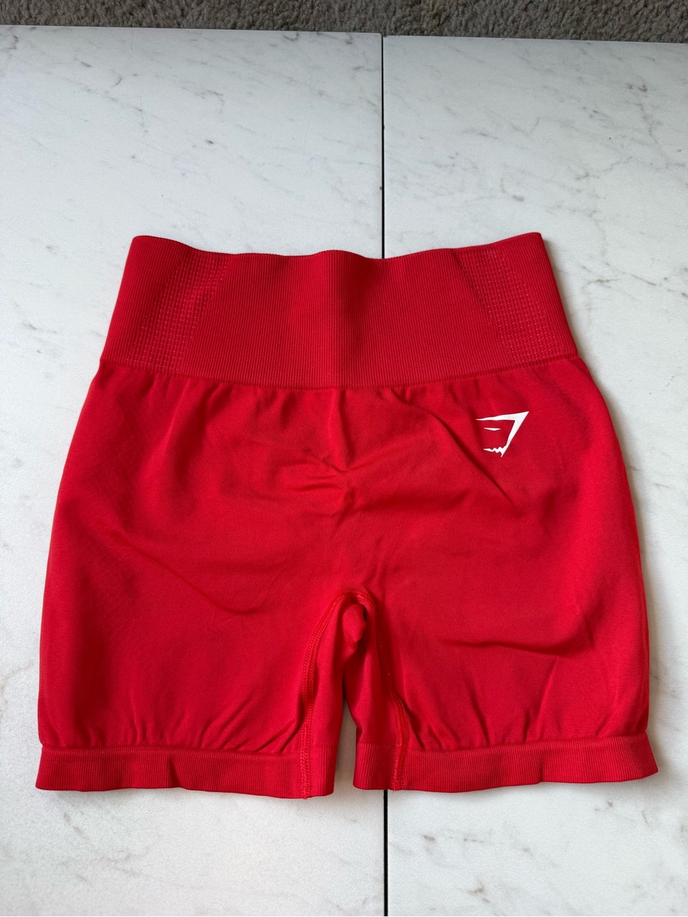 GYMSHARK Vital Sculpt Seamless Shorts - size small - red